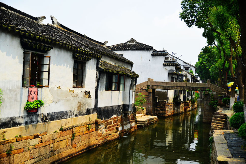 苏州的千年古镇被誉为六大古镇,苏州水乡周庄古镇