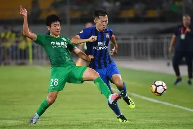这个北京孩子终于踢上职业比赛，国安的大门还会为他敞开么
