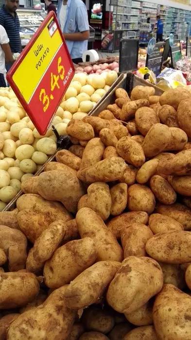 迪拜土豪中国旅游花多少钱,中国土豪vs迪拜土豪