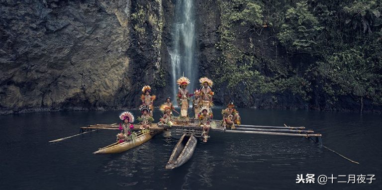 与现实截然不同的世界,世界上现代城市里的部落