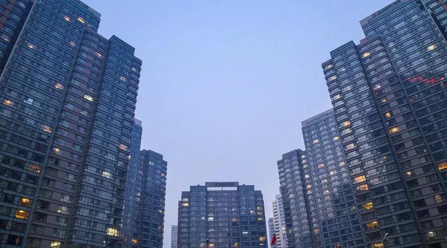 上海动迁房买卖最新政策,上海动迁房办产权证要交什么费用