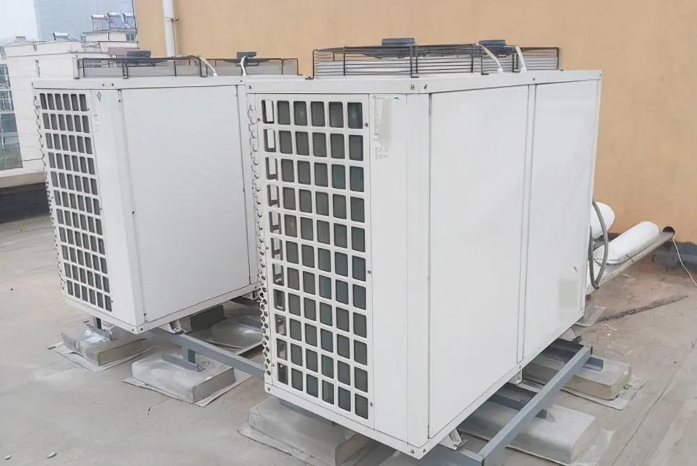 空气能热泵和燃煤取暖哪个好,空气能采暖比水源热泵有哪些优点