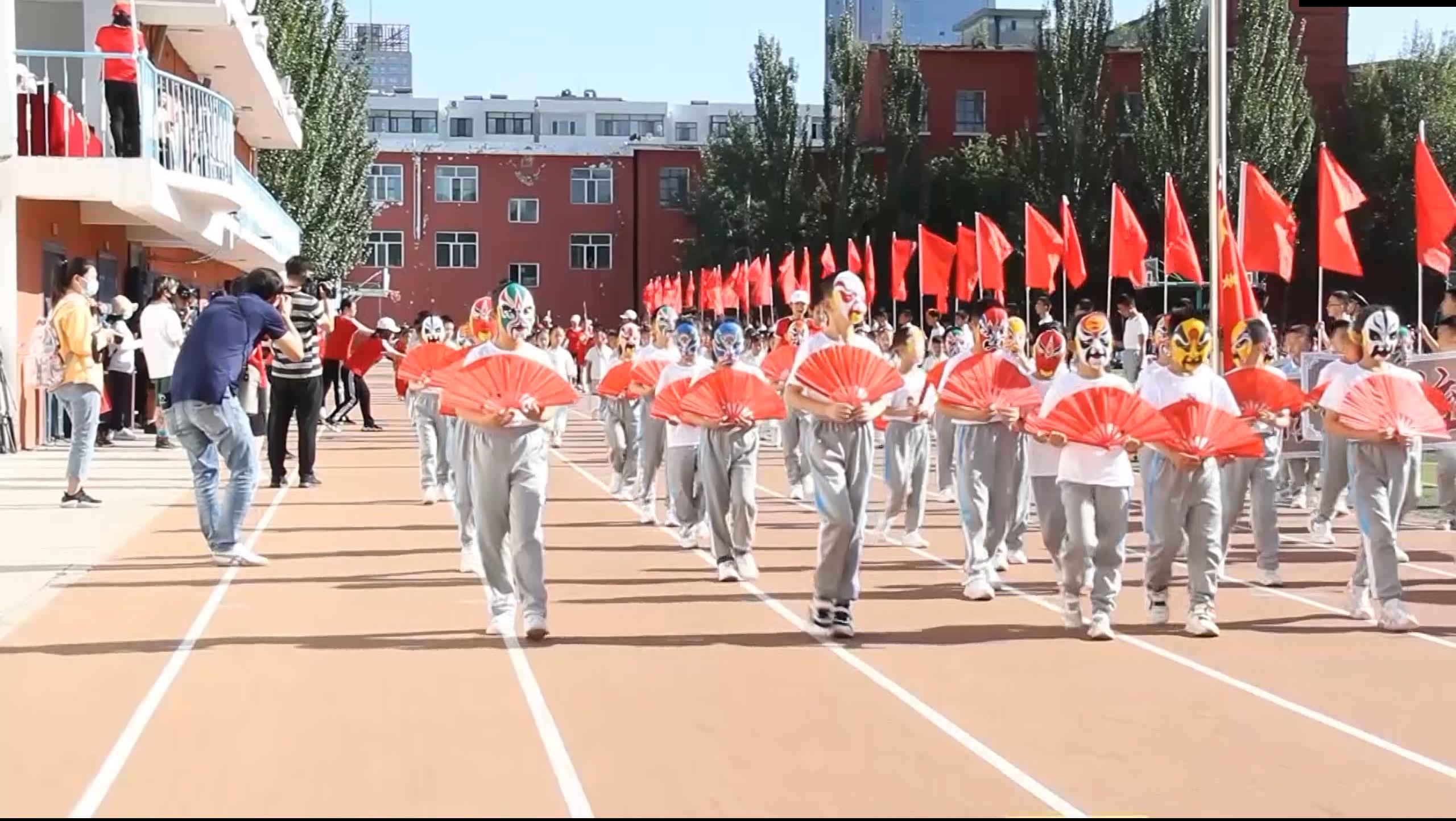 童心向党主题运动会入场,童心向党校运会开幕式