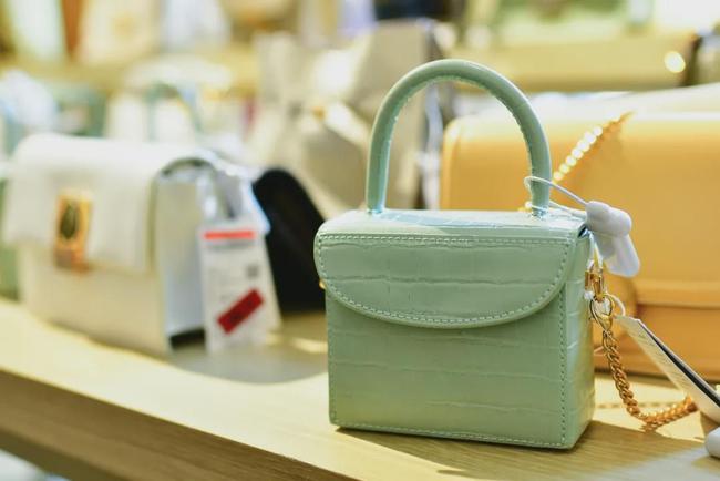 首创奥莱五一嗨购节演出,国庆节首创奥莱排队