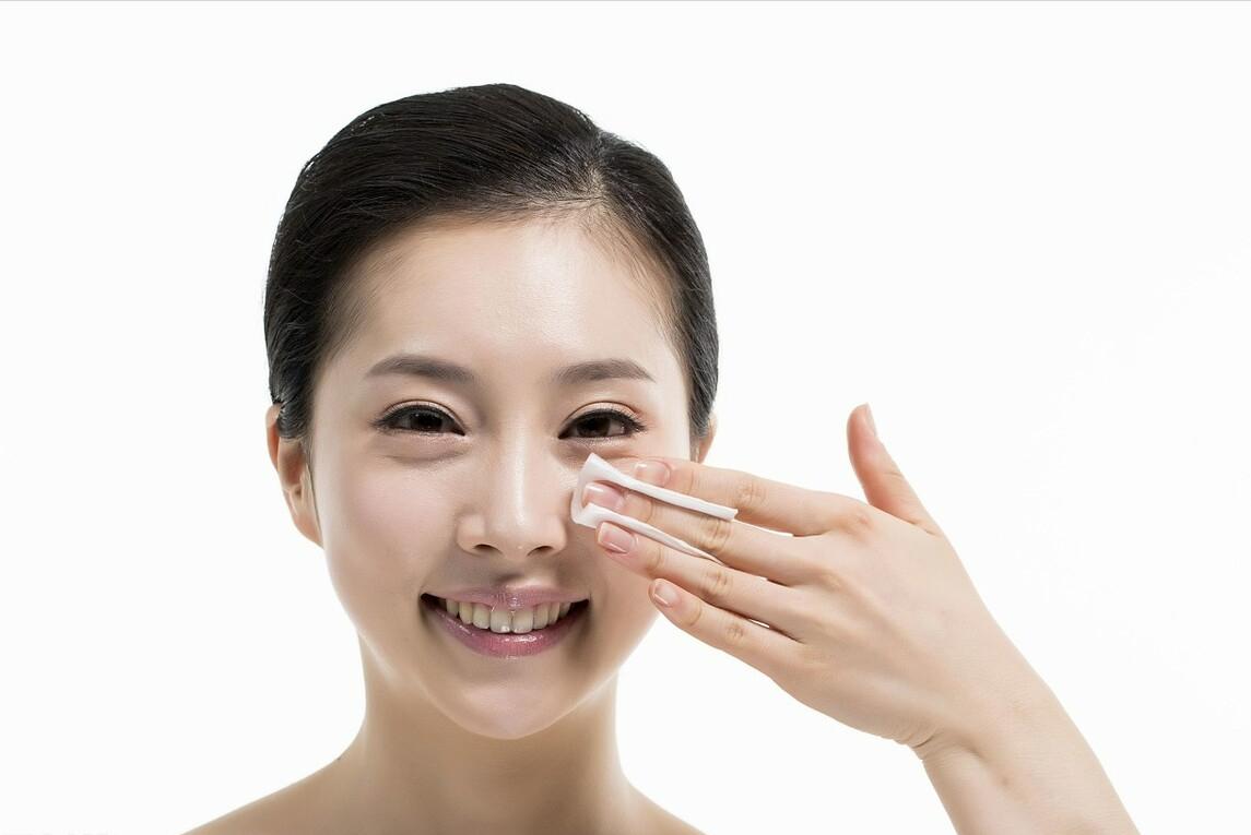 素颜霜的使用方法要用粉扑吗,蒂佳婷素颜霜使用步骤