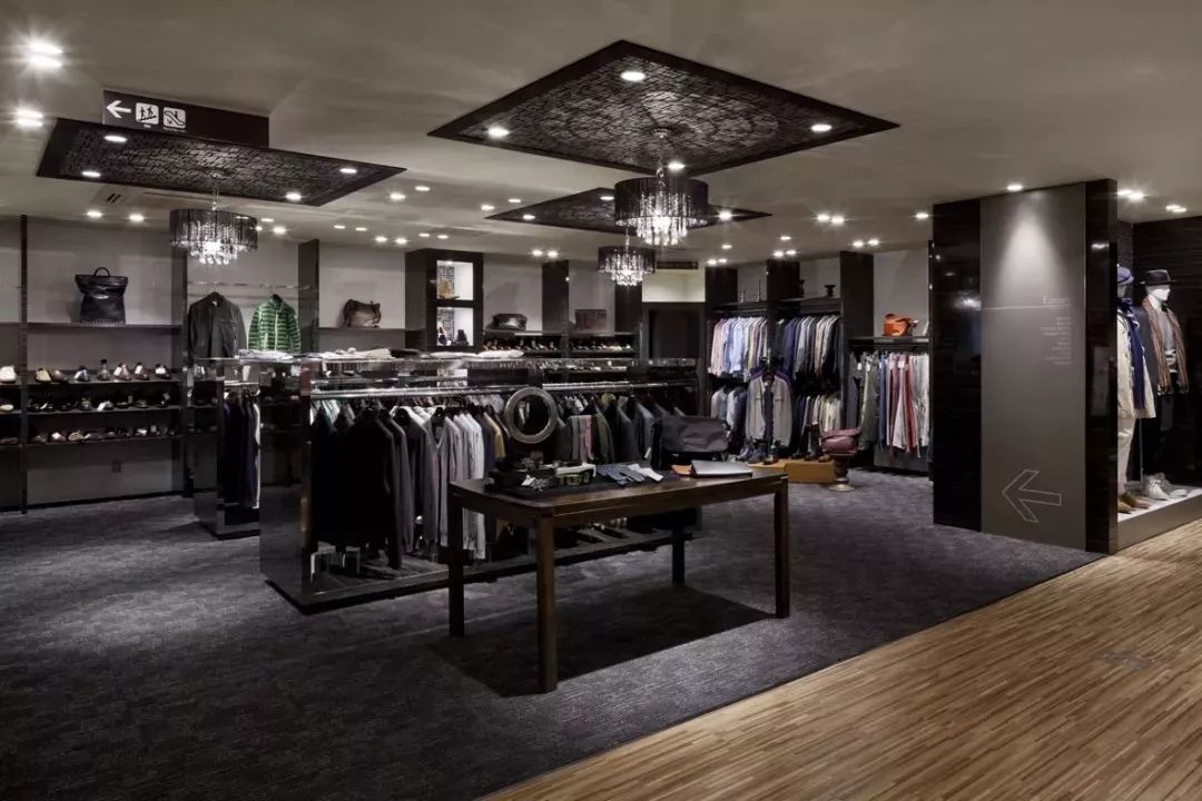 日本中古店必买lv,买lv好还是chanel好