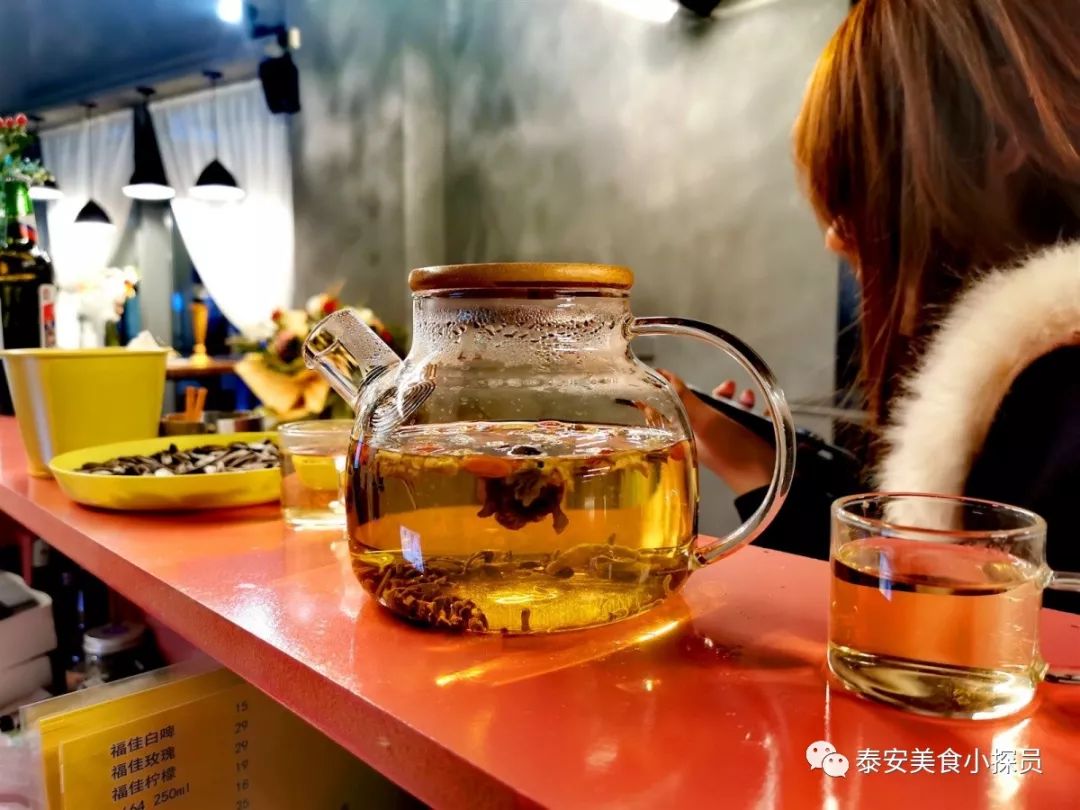 *安泰**万达金街花茶与酒Bar，还以为是花店，瞬间被圈粉