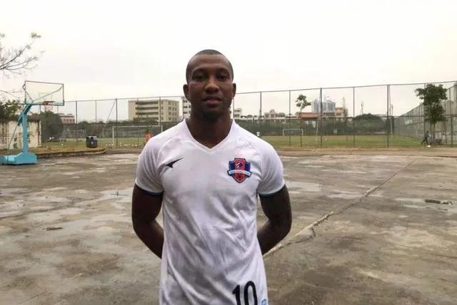 足坛感染,中国足坛首个新冠案例