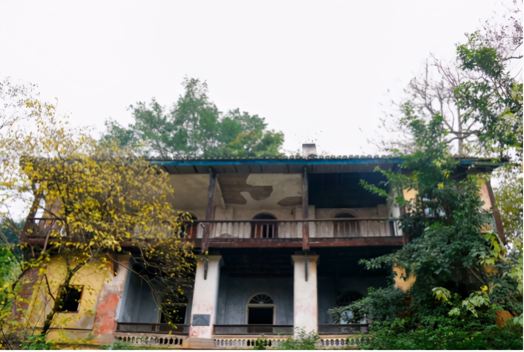 重庆旅游攻略南山,重庆南滨路长江国际