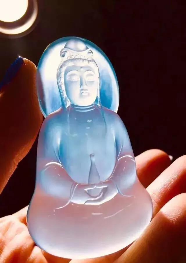 缅甸翡翠手镯批发市场价格,天然翡翠手镯正品高货缅甸