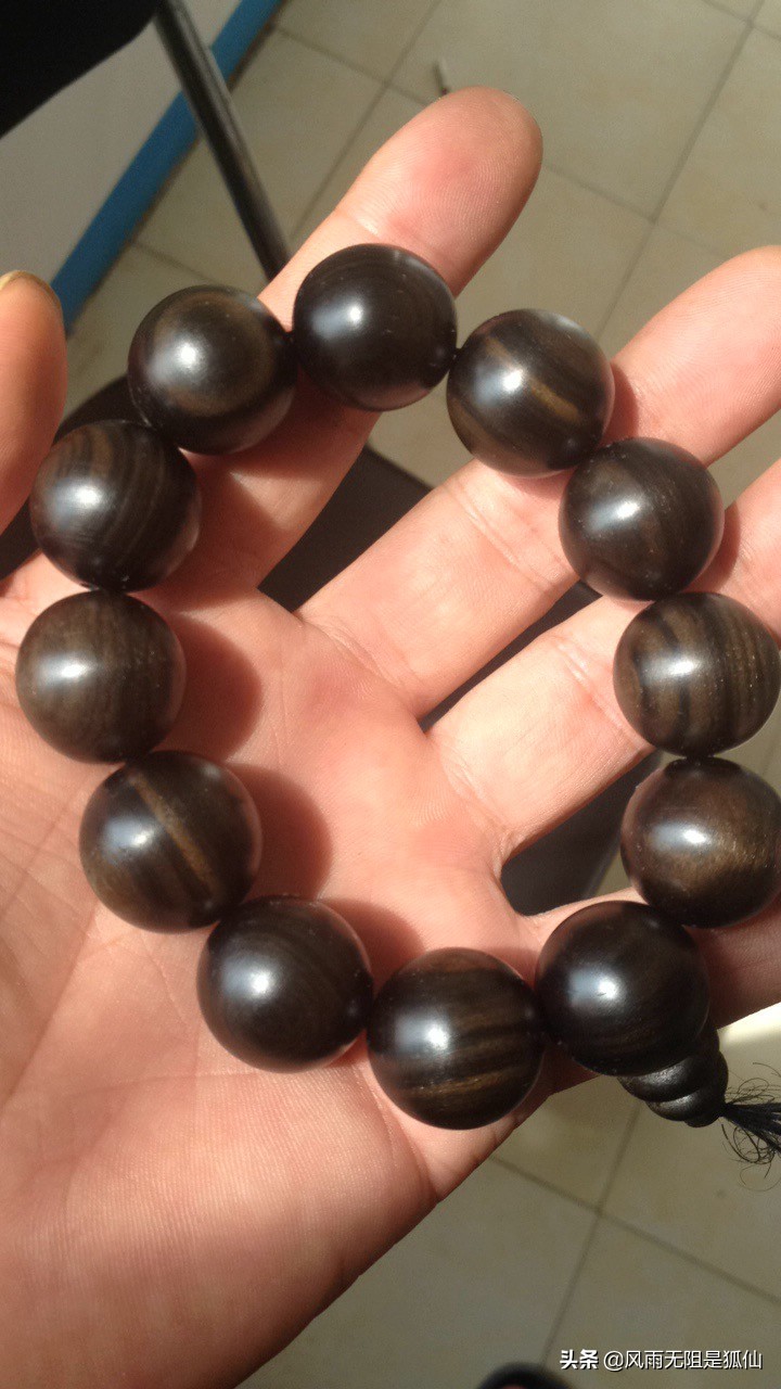 安哥拉黑人兄弟做手串回忆我在非洲安哥拉的日子46