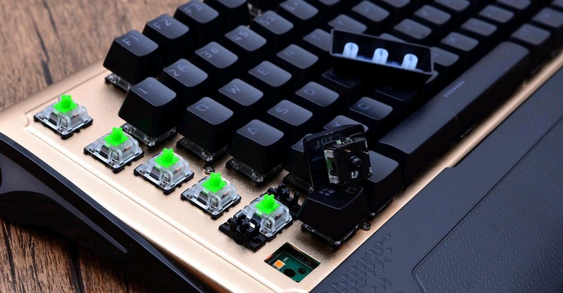青轴机械键盘哪种好,红青茶黑轴机械键盘怎么选