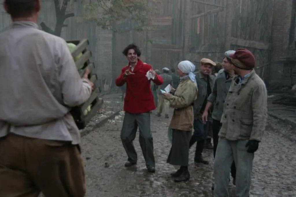 这个震惊世界的电影计划，究竟有多疯狂