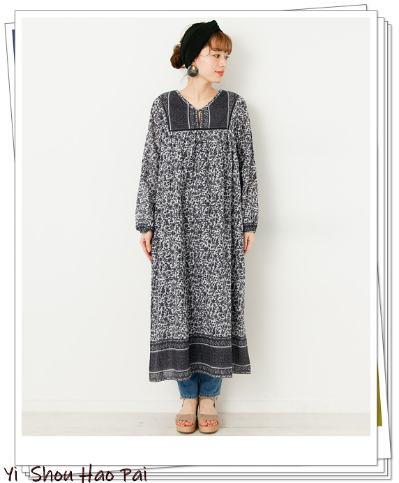 夏季黑色连衣裙穿搭图片大全,时尚穿搭黑色连衣裙时尚又修身