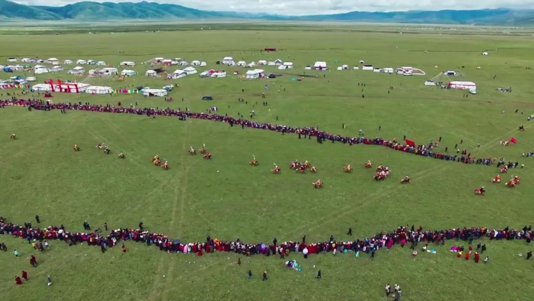 从康定开始一路都是绝美风景,从康定到新都桥景色视频