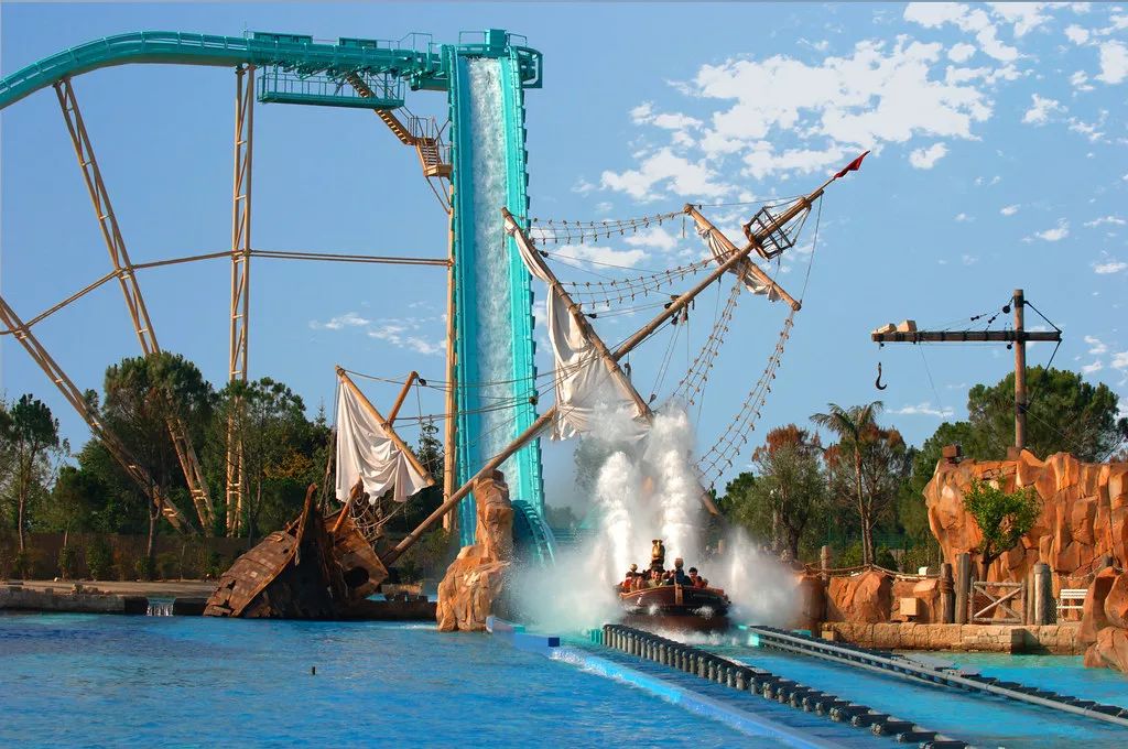 除了迪士尼还有什么游乐园,打卡迪士尼游乐园