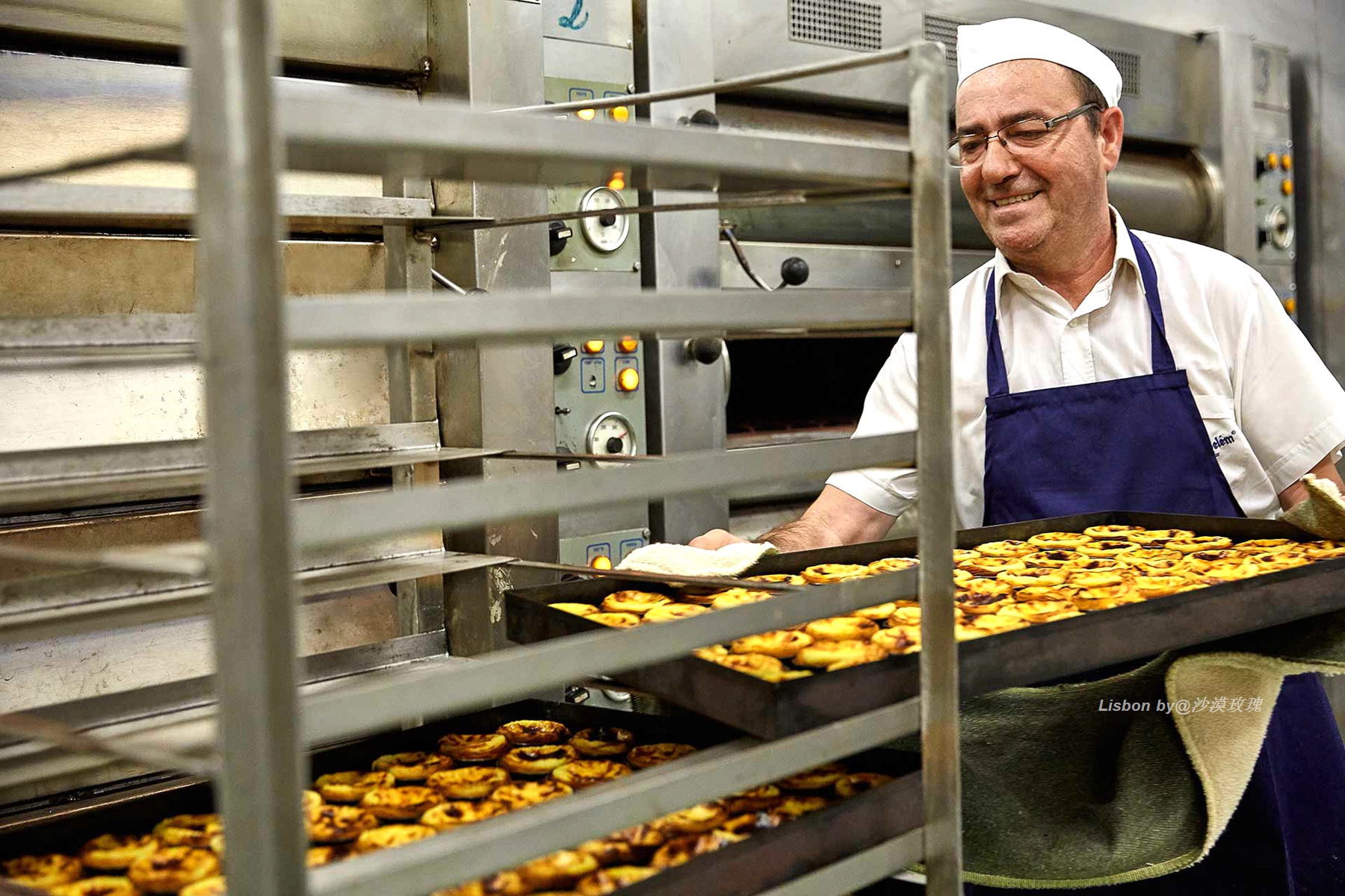 澳门出名美食,澳门有名的美食街是哪里