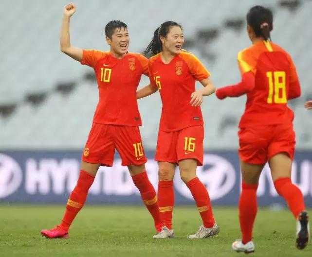 中国女足冠军评论,中国女足夺冠网友的反应