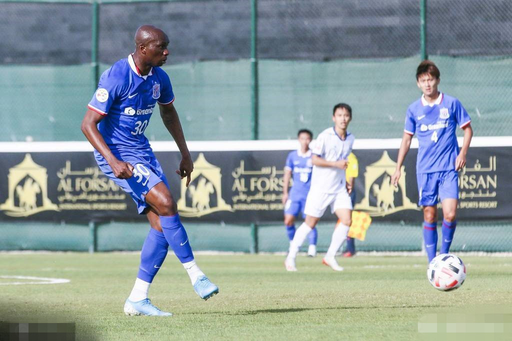 崔康熙申花带来的中锋,姆比亚申花表现