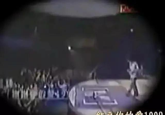 谢霆锋罕见谈感情，下意识的一句话，终于明白他为何如此痴迷王菲