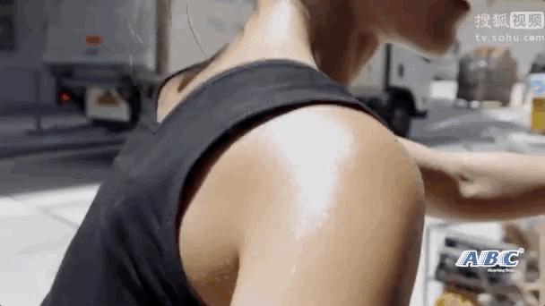 香港最美搬运工是炒作吗,曾经爆火的香港最美搬运工