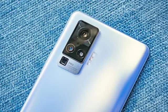 现在最薄的5g手机是vivox50吗,vivox505g手机值得买吗