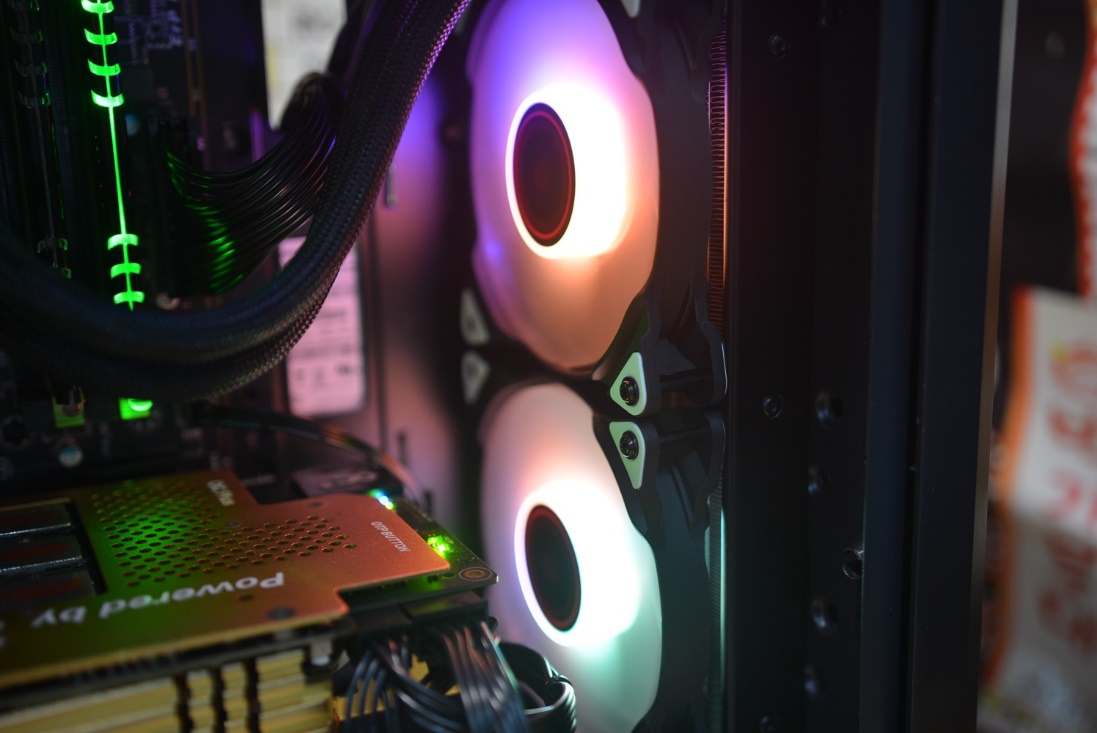 金河田银狐120一体水冷评测,金河田240水冷寒冰