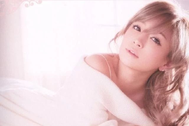 滨崎步双耳失聪了吗,失聪后的滨崎步现状