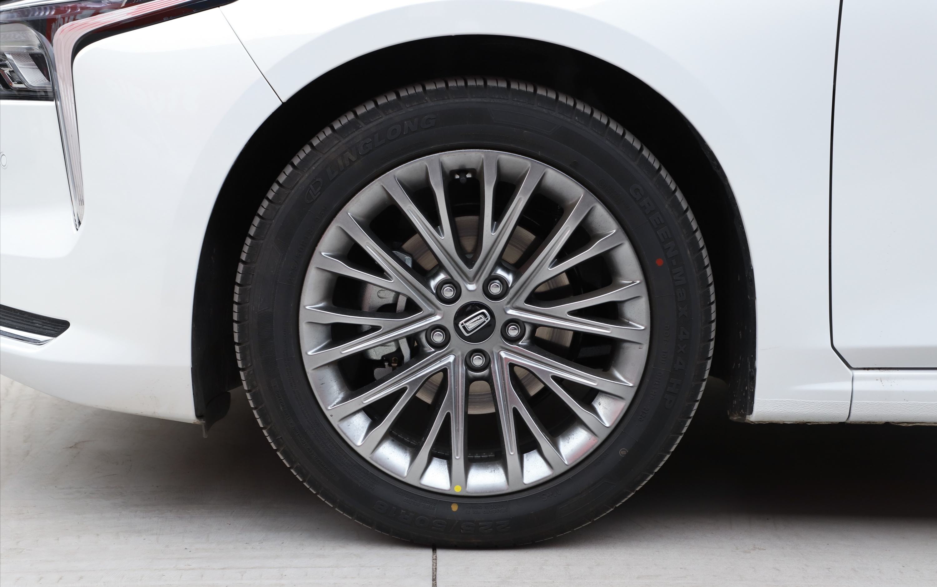 一款车如何俘获人心且看奔腾b70,10款奔腾b70空间怎么样