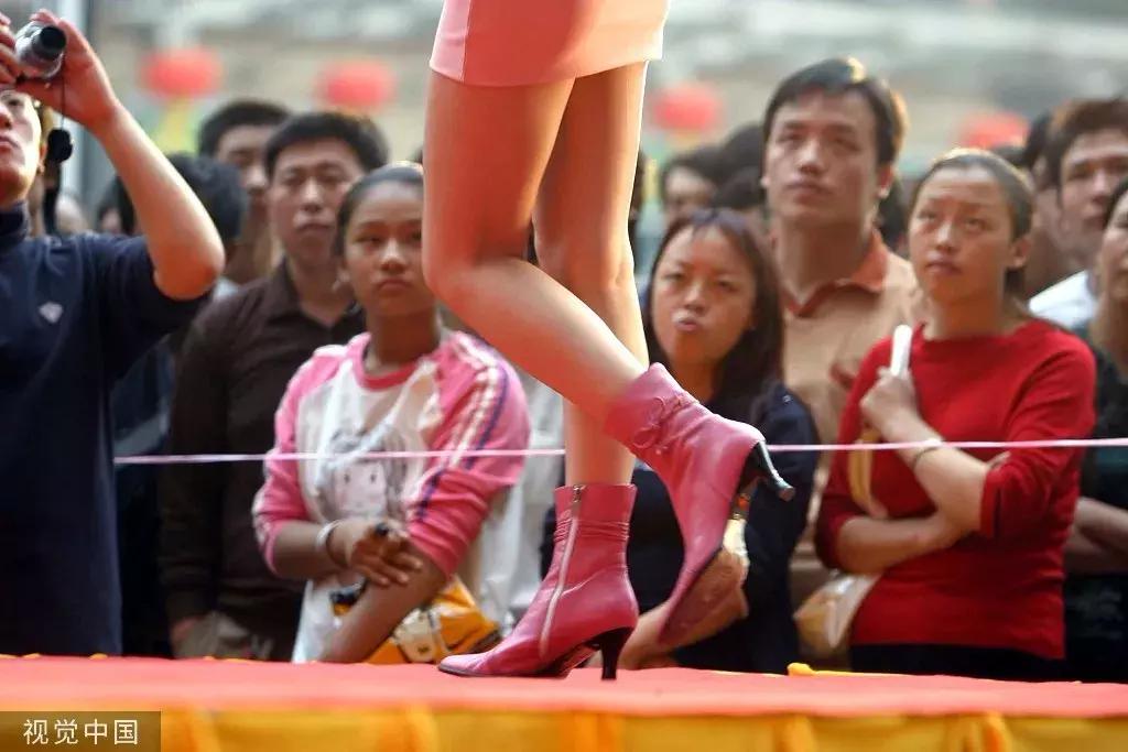 中国鞋王破产能翻身吗,退市破产曾经的鞋王