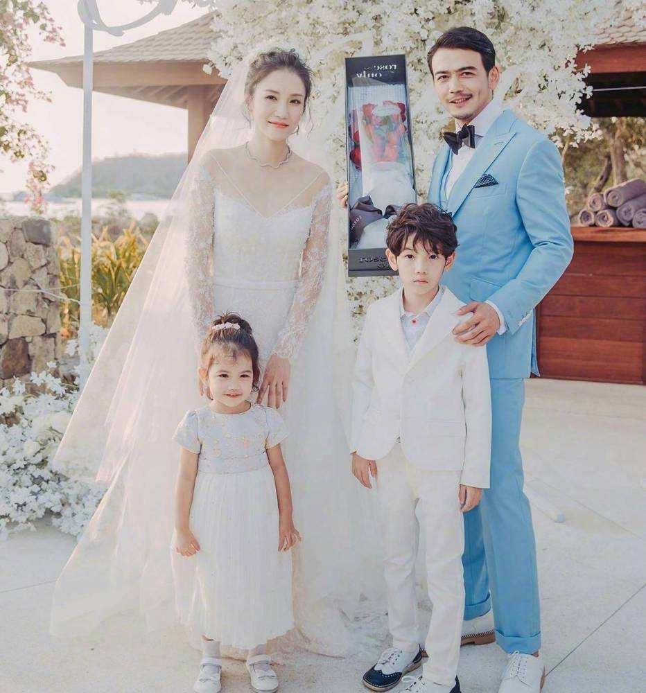 杨烁现在的妻子照片,杨烁现任妻子是谁图文