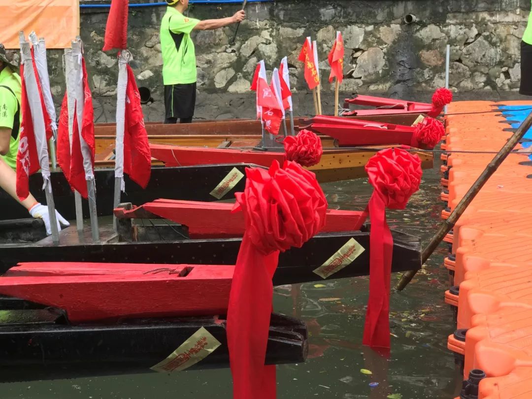 海珠石溪龙舟,广州各村龙舟起船采青