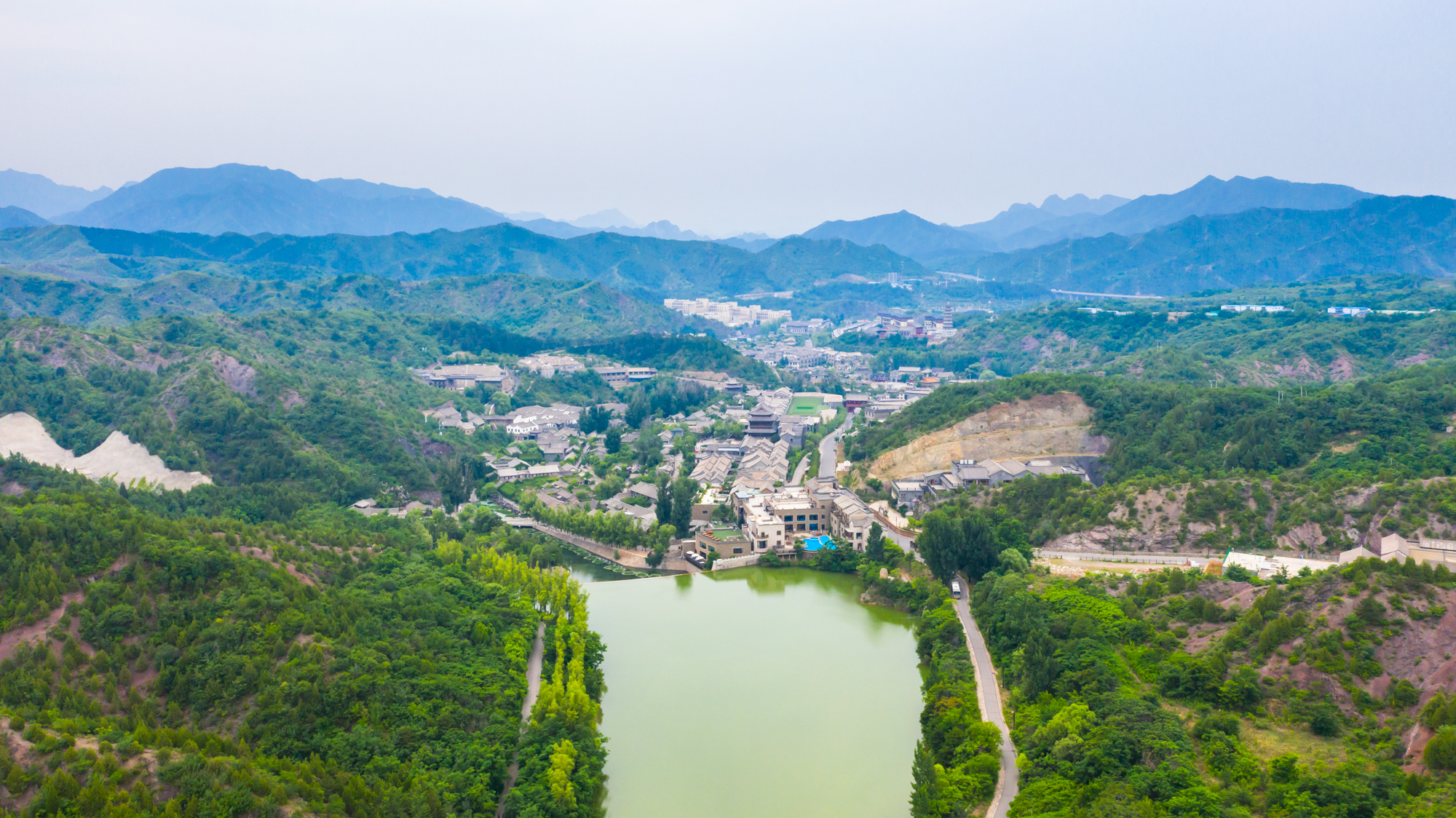 司马台长城的壮观雄奇+北方人的梦里水乡，都在这座京郊水镇了