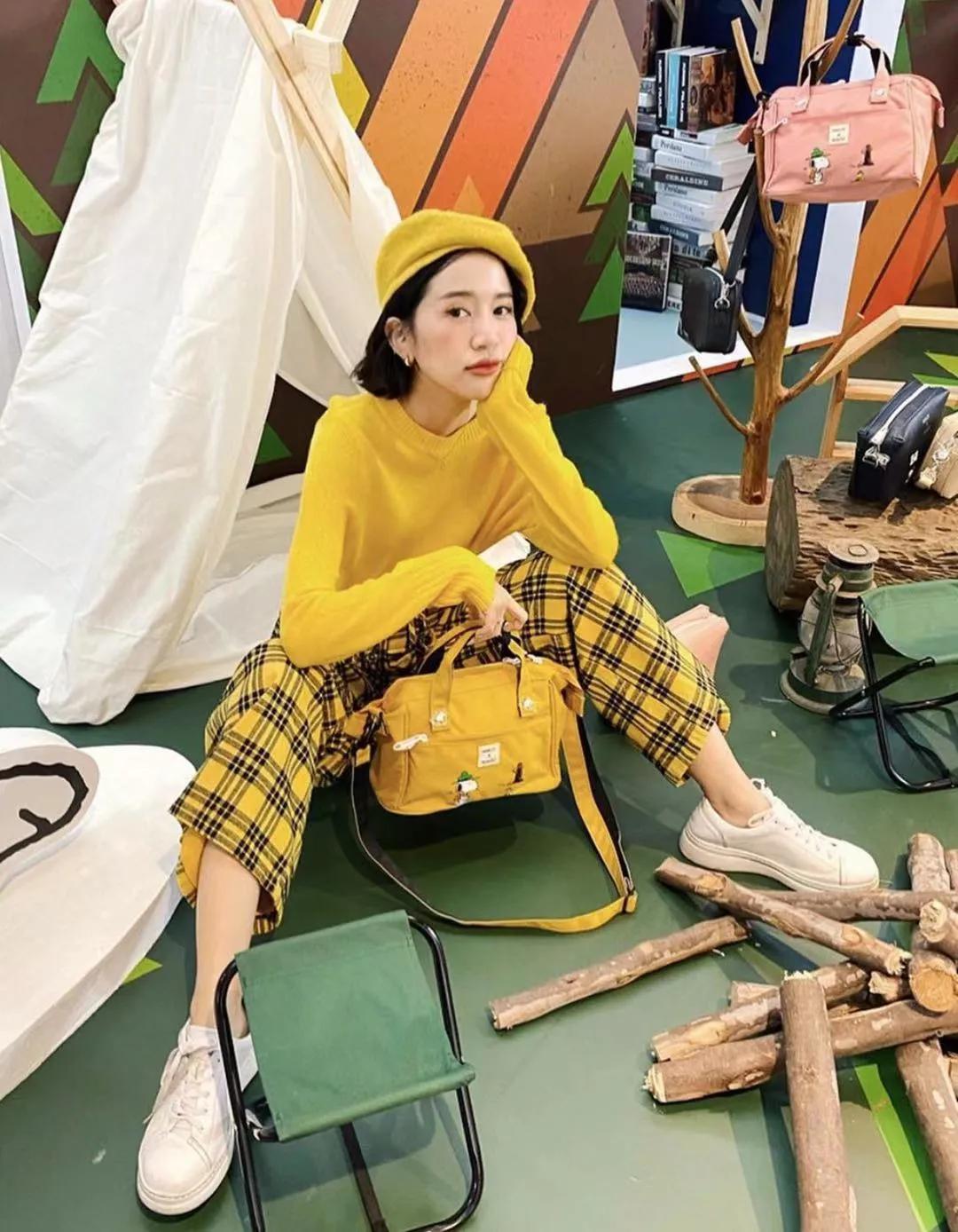 还在追韩系fashion？我已经掉入了泰妹Lisa的坑