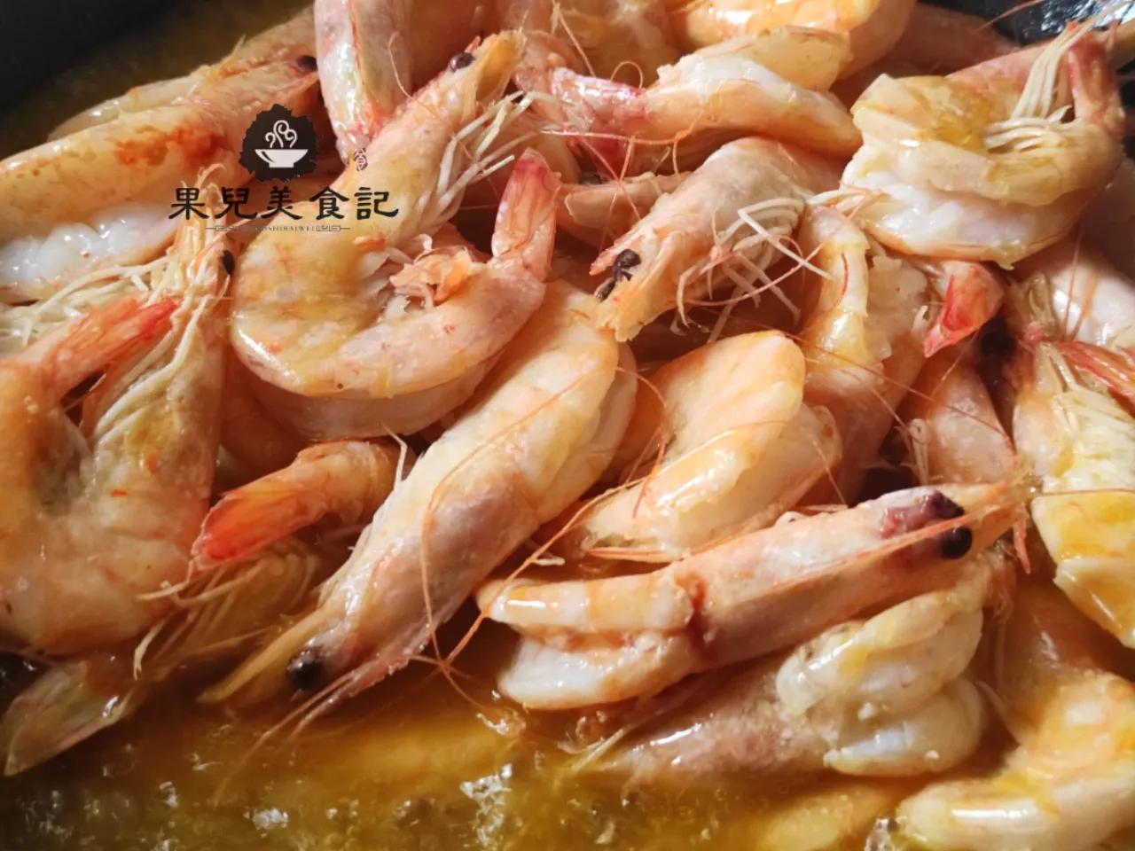 水煮干锅虾怎么做更好吃不用调料,香辣虾干锅怎么做虾才酥