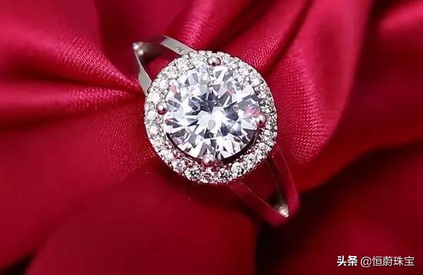 买钻戒省下来的钱,几分的钻石做钻戒最合适