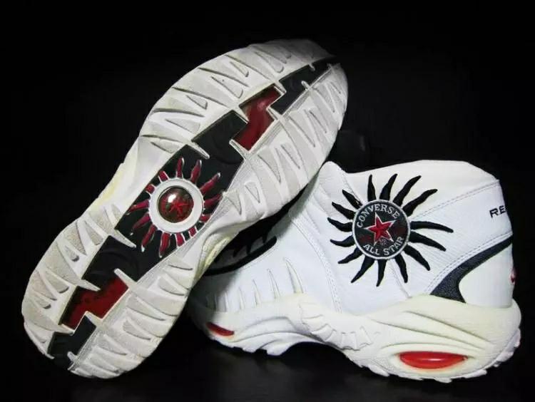 匡威鞋头渗油,匡威鞋子上的亮油怎么样修补