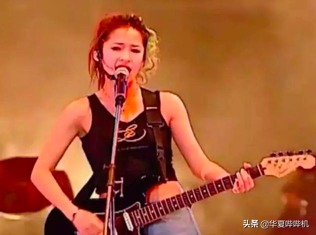 萧亚轩公布恋情历经16位前任,40岁的萧亚轩正式公布新恋情