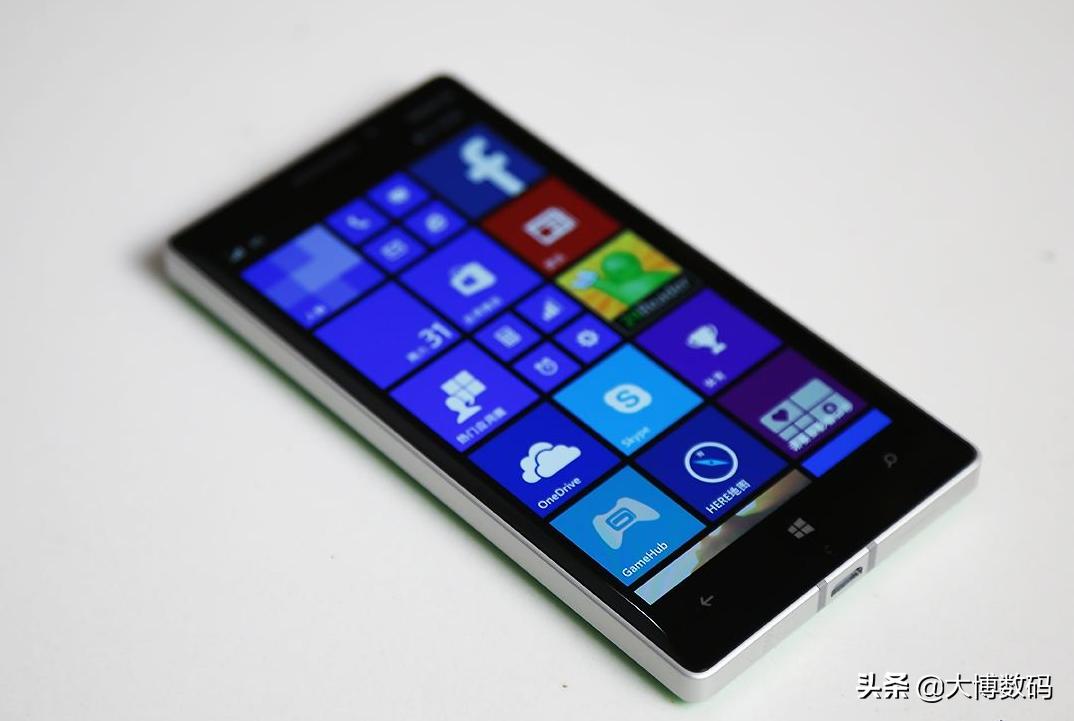 诺基亚n810现在价格,2010诺基亚n8当年上市价格