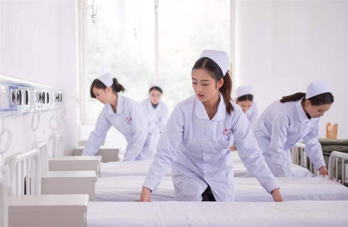 2022年女生就业率最高的十大专业,二本专业就业率排名女生