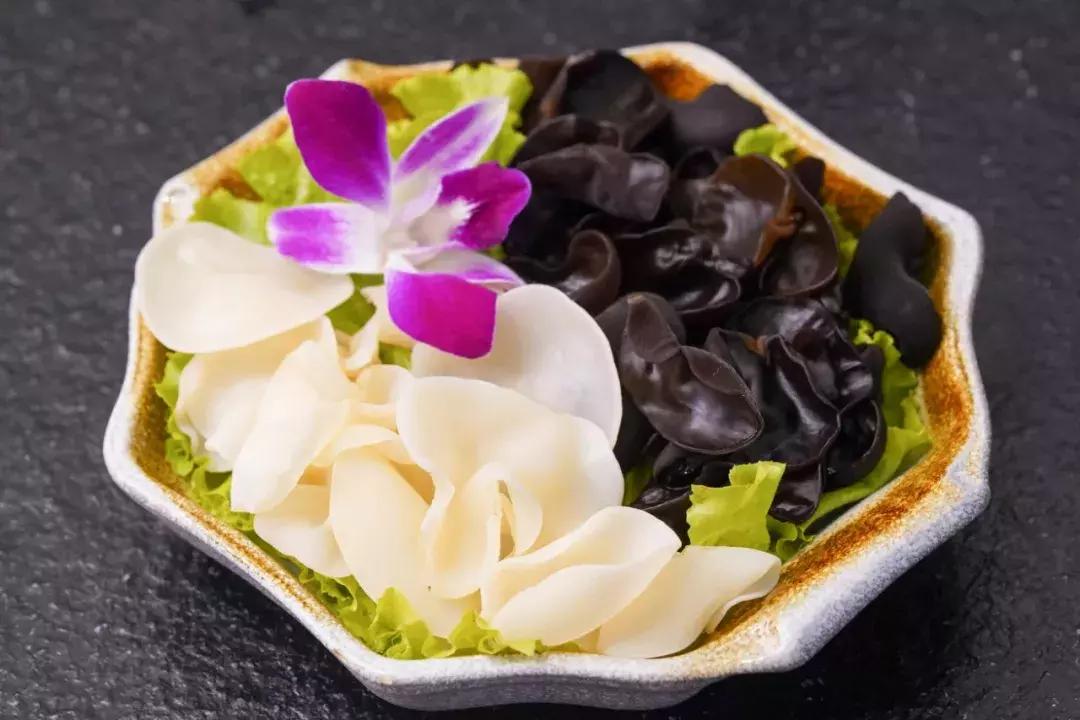 娴庡崡缇庨鎺掕姒滃墠鍗佸悕閾滈攨,娴庡崡鐏攨鎺掑悕绗竴鐨勫繀鍚冩