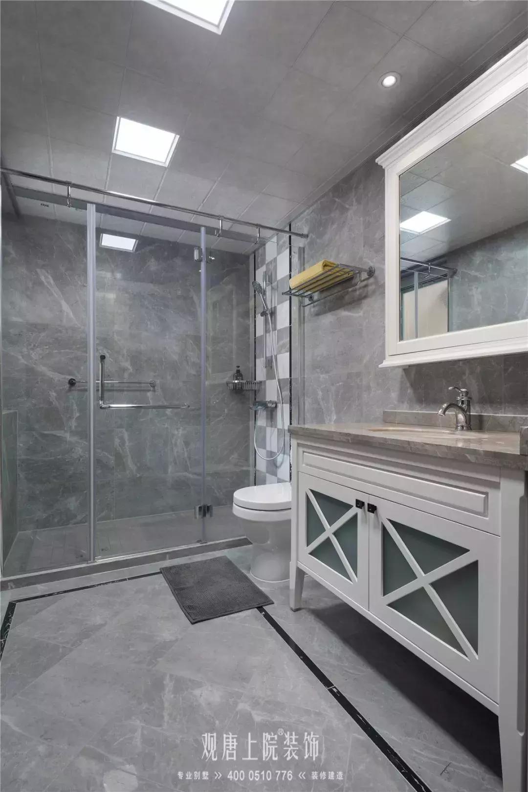 我愿意深深扎入生活下一句是什么,我愿意深深地扎入生活原句