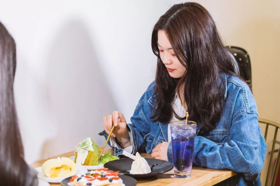 体育西复式公寓,体育西复式单间