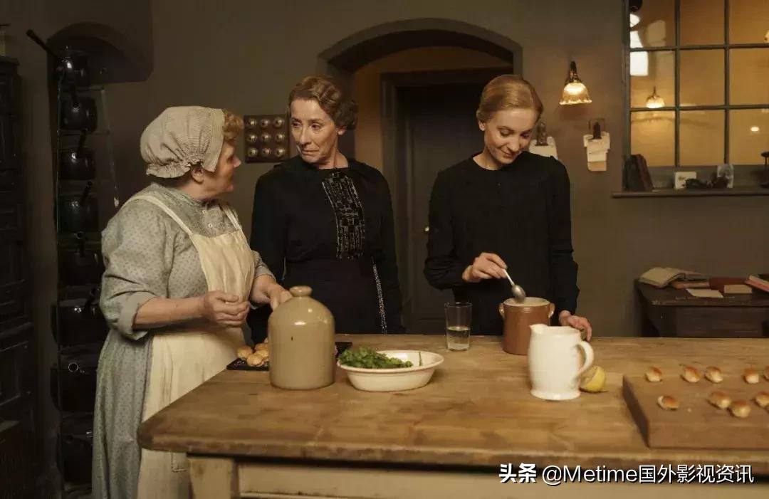 唐顿庄园这部剧怎样,唐顿庄园电影有几部