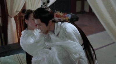 三生三世枕上书赚了多少钱,三生三世枕上书滚滚被赶出去