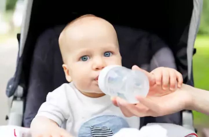 小儿轮状病毒性腹泻如何饮食护理,轮状病毒弱阳性不发烧腹泻