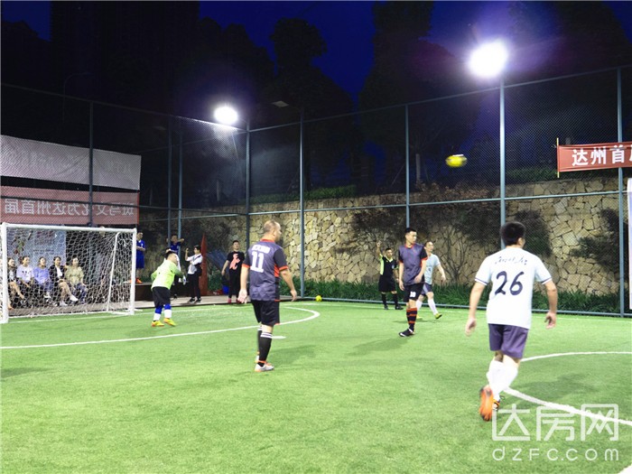 终极一战篮球比赛,终极足球之战