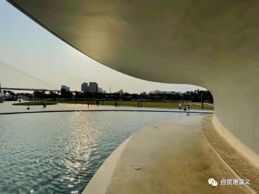 云洞传说——可能是最适合朋友圈的手机九宫格图片