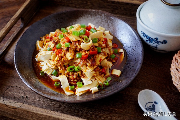 豆腐皮上桌凉拌一家人,豆腐皮的12种吃法视频