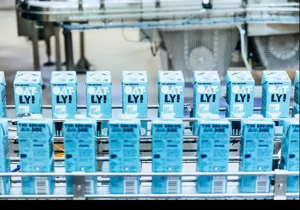 星巴克燕麦拿铁是用什么咖啡,麦当劳燕麦拿铁和浓香拿铁